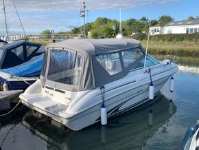 Sea Ray 215 Express Cruiser  - Main Photo