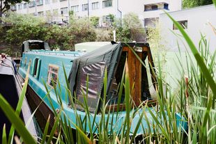Narrow Boat at Lisson Grove