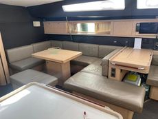 2016 Beneteau Oceanis 60