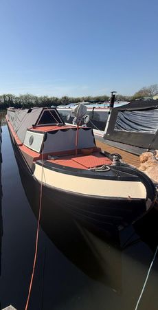 Ottilie - 70ft Traditional with a Russell Newbery DM2 Engine