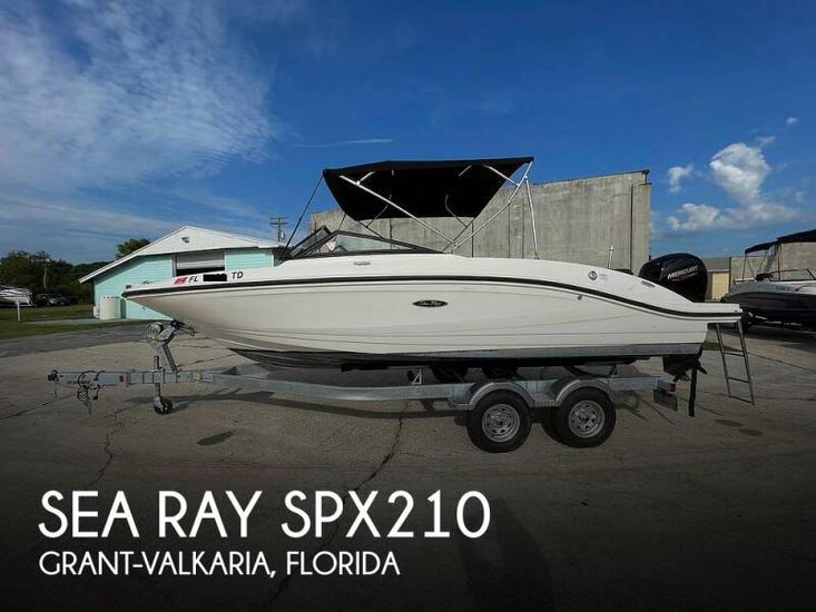 2022 Sea Ray 210 spx