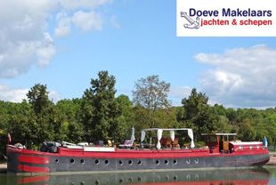 Spits Varend Woonschip