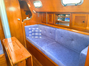 Saloon Starboard