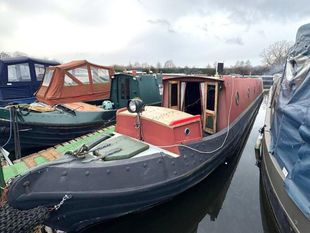 D B Marine Trad Stern Narrowboat
