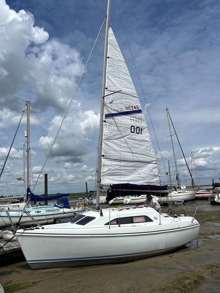 Hunter Boats Ranger 245 for sale UK, Hunter Boats boats for sale ...