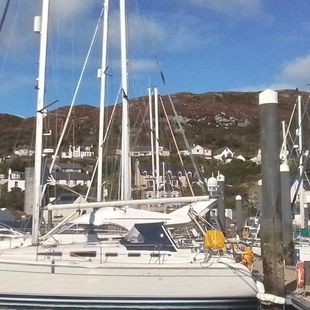 Hunter Legend 38 2007 bilge keel Perfect