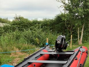 Excel Vanguard 395  & Suzuki Outboard Engine DF20A & road trailer