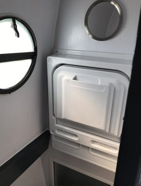 Pull down sink with extendable shower tap