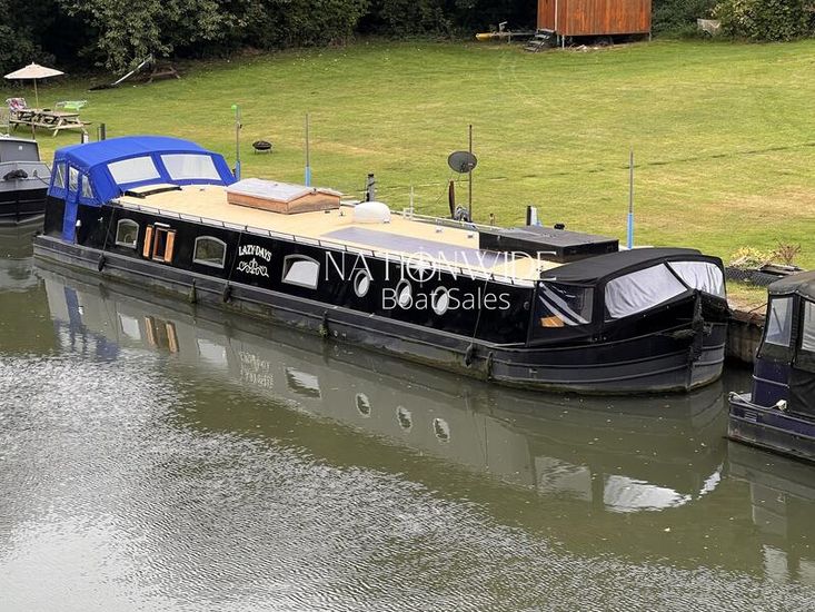 70ft by 14ft Hybrid Widebeam Cruiser
