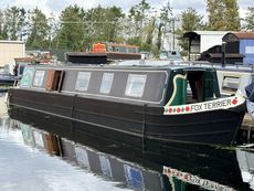 40FT 2000 Cruiser Stern Narrowboat built by CT & P Fox Boat Builders
