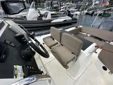 2017 Pro Marine 25 HELIOS
