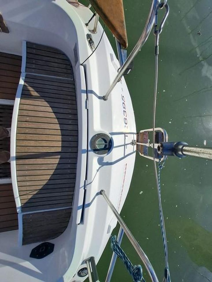 1986 Beneteau First 375