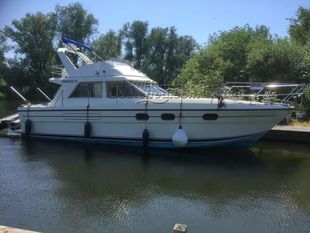 1985 Princess 35