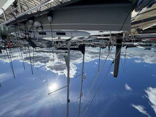 2012 Bavaria 33 Crusier