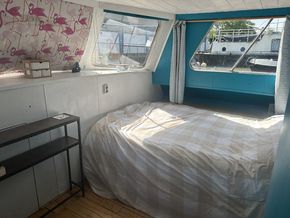  Bed 1