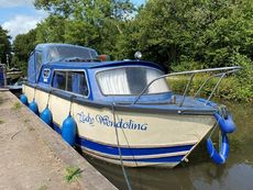 Lady Wendolina a 23ft 1977 3 berth Motor Cruiser