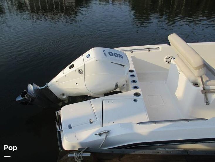 2023 Boston Whaler dauntless 230