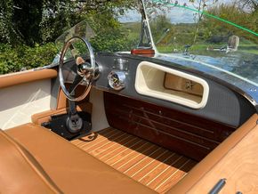 1958 Saro Terrapin Aluminium Speedboat 14