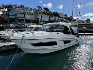 2018 Beneteau Antares 9