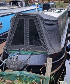 Trad 54ft canal boat Misty