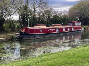 ARKHOLME THE SECOND &bull; 57ft 6in, Narrowbeam Dutch Barge, 2+2 berths.