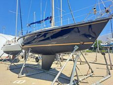 1982 Dufour 3800