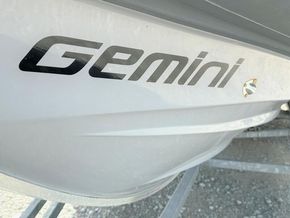 2016 Gemini Waverider 650 9