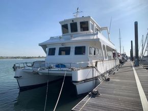 One off Build Motor Catamaran  - Exterior