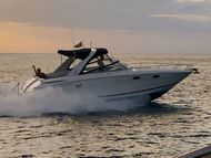 2011 Regal 3350