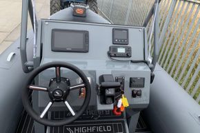 Highfield-SP700-dash-2