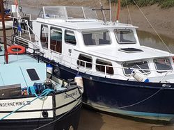 Dutch Steel Motor Cruiser 34 (sold)