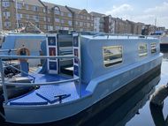 London mooring - compact 32" narrowboat built by Tysol
