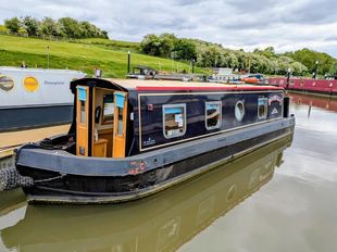 29'11 Cruiser Stern Narrowboat