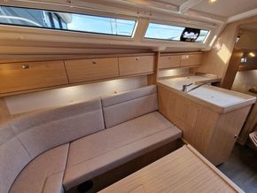 2023 Bavaria 34 Cruiser 16