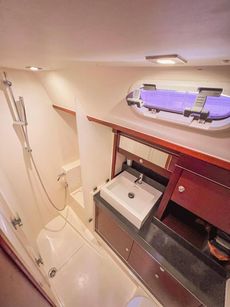 2010 Hanse 545