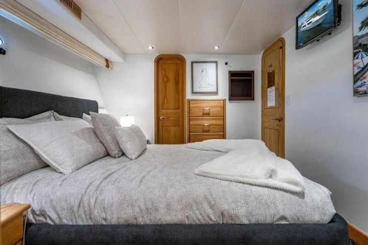 1997 Westport Custom Raised Pilot House