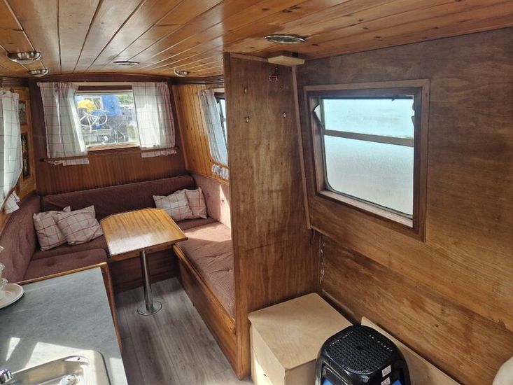 28ft Day Cruiser Narrowboat