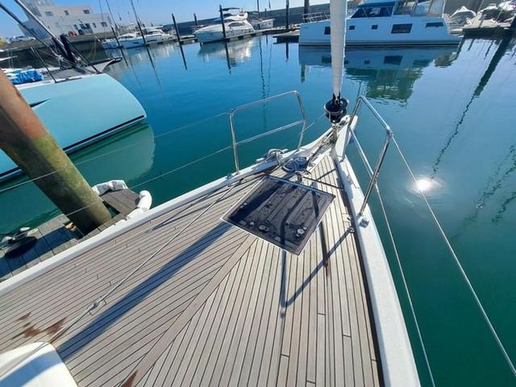 2022 Jeanneau Sun Odyssey 490