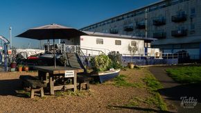 Quayside garden