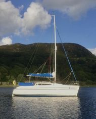 Sportina 730 with lake Coniston mooring