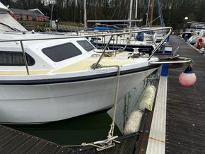 Zuiderzee Oceanfly 910  - Bow