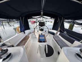 Beneteau Oceanis 411 Clipper  - Cockpit