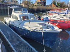 Hunter Landau 20 (available)
