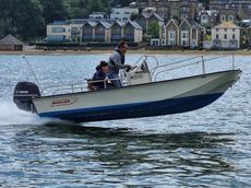 1985 Boston Whaler 17 Montauk CC