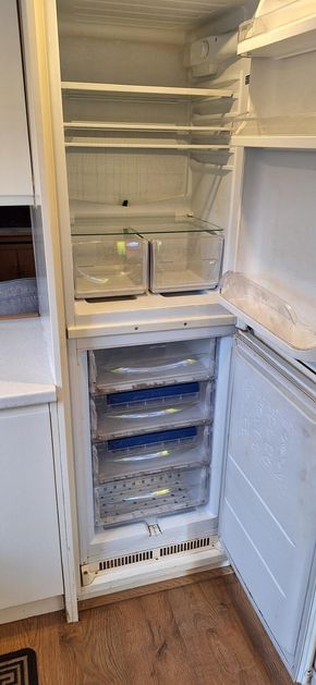 integral fridge and freezer