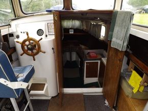 Hardy 20 Motor Sailer - Cockpit