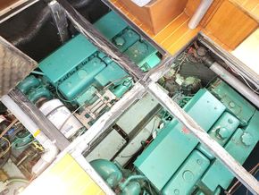 Princess 414  - Engine