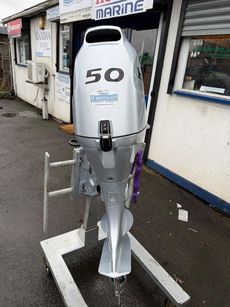 NEW HONDA BF50LRTU OUTBOARD ENGINE. SOME DAMAGE