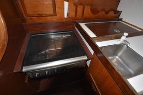 Galley with twin burner
