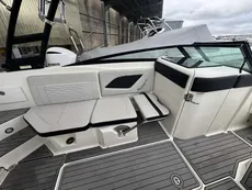 2022 Sea Ray SPX 230